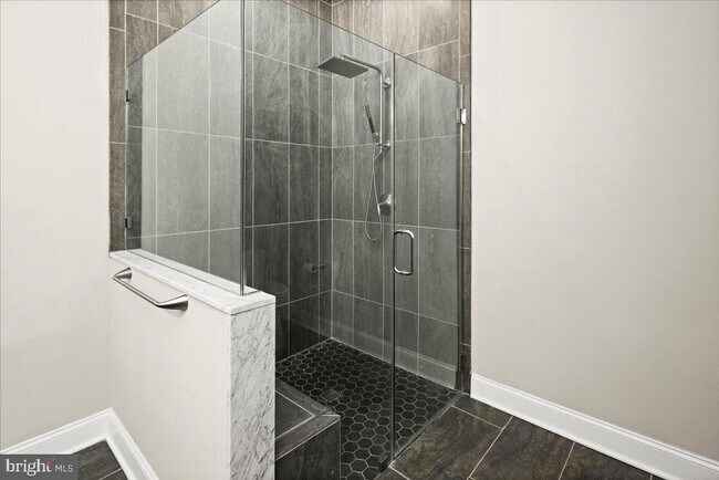 Building Photo - 48 Samjan Cir