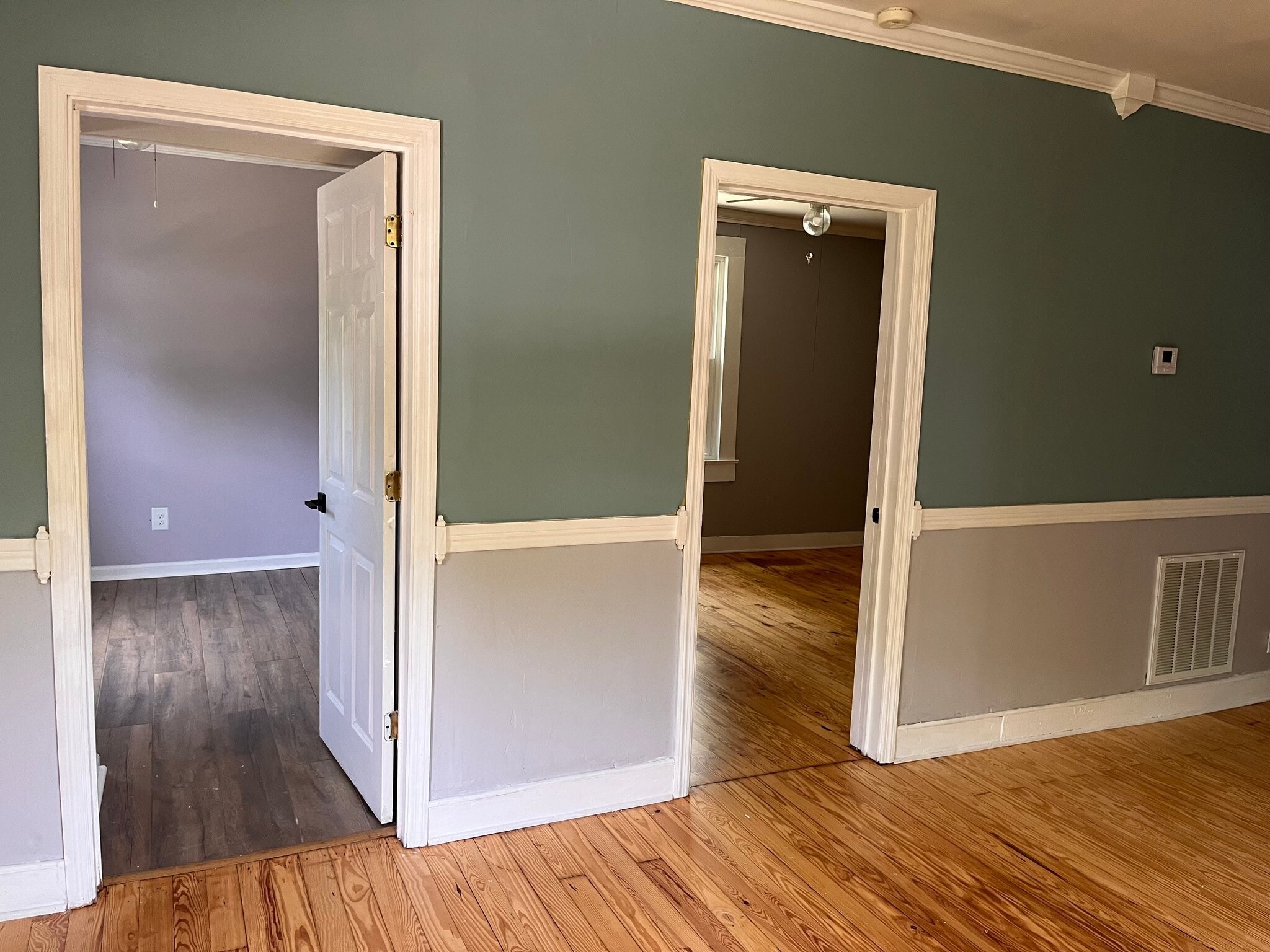 Building Photo - 274 N Rocksprings St