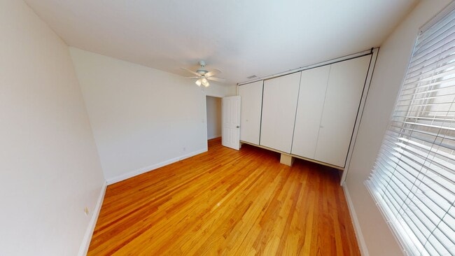 Building Photo - Huge House on Art St!! (Lease out, pending...