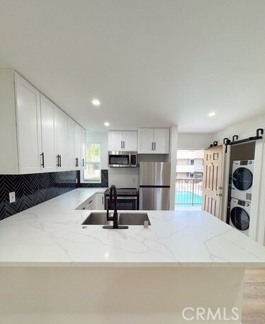 Building Photo - 17000 Burbank Blvd