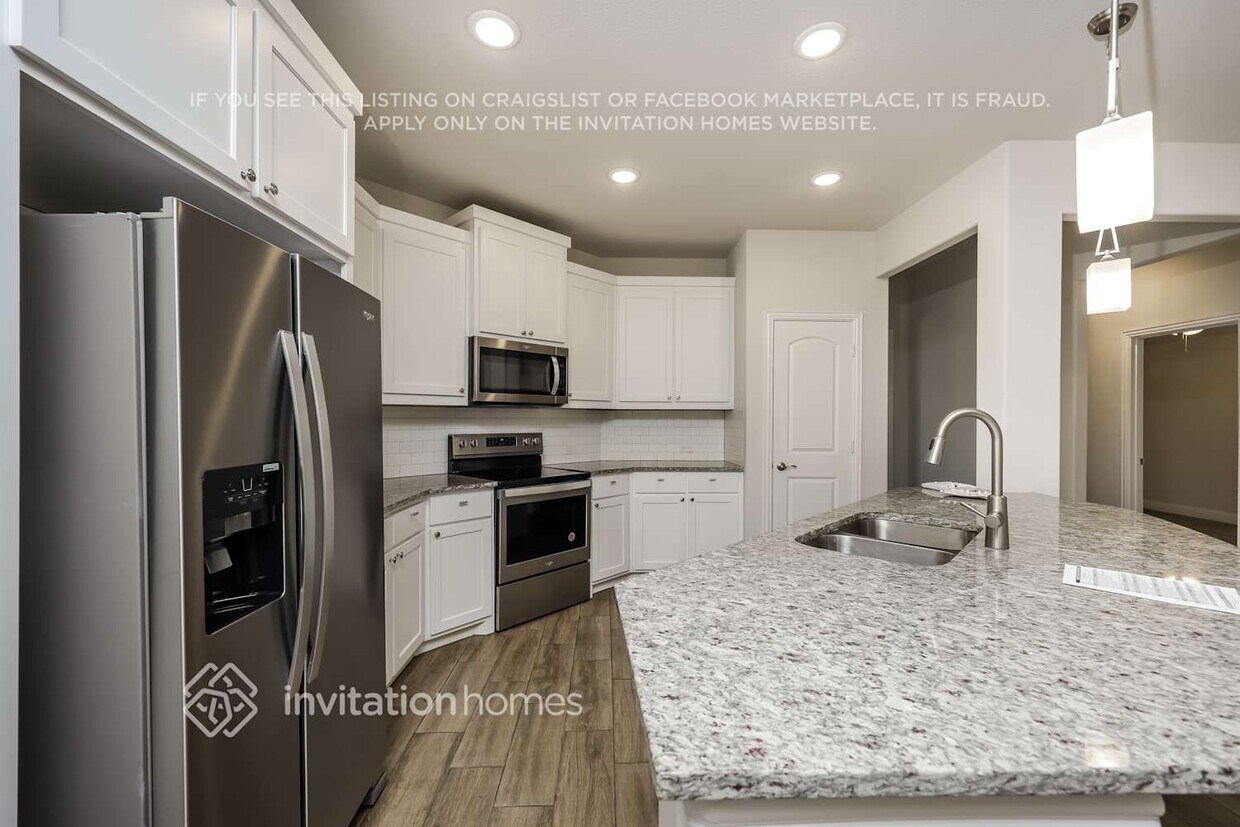 Building Photo - 254 Hedgewood Dr