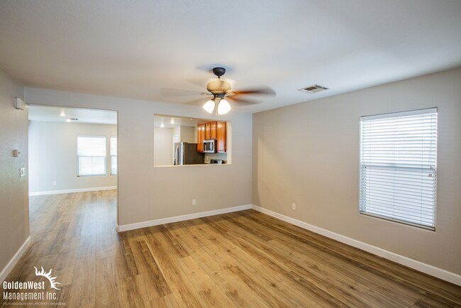 Building Photo - Beautiful 3Bdm 2.5Ba Home in Las Vegas!