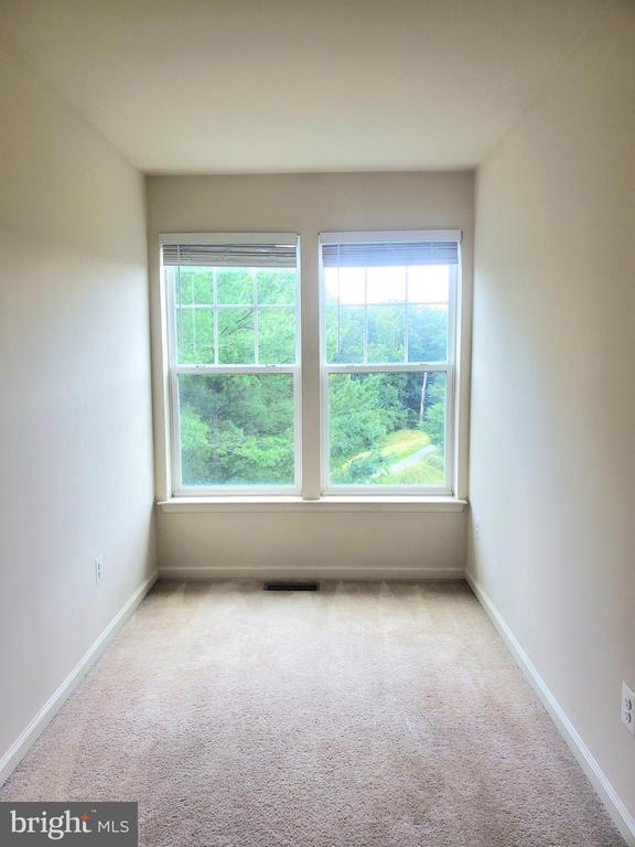 Building Photo - 135 Prado Ln