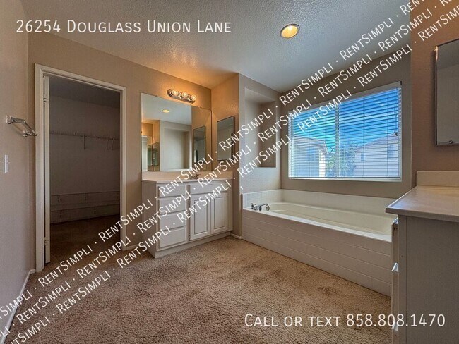 Building Photo - 26254 Douglass Union Ln