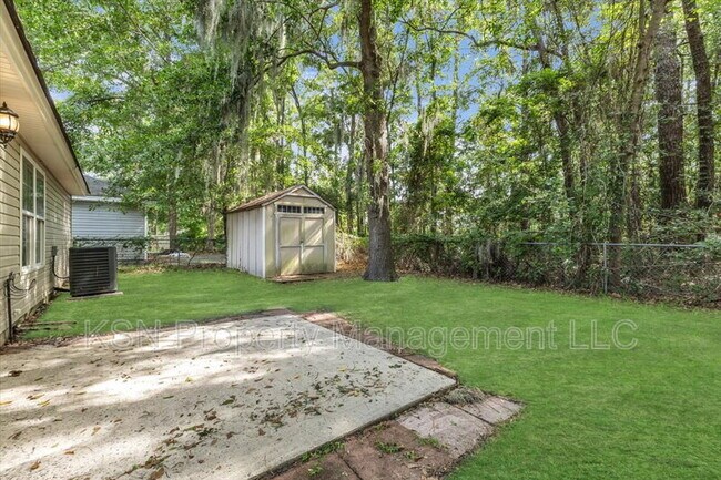 Building Photo - 7317 Leghorn St