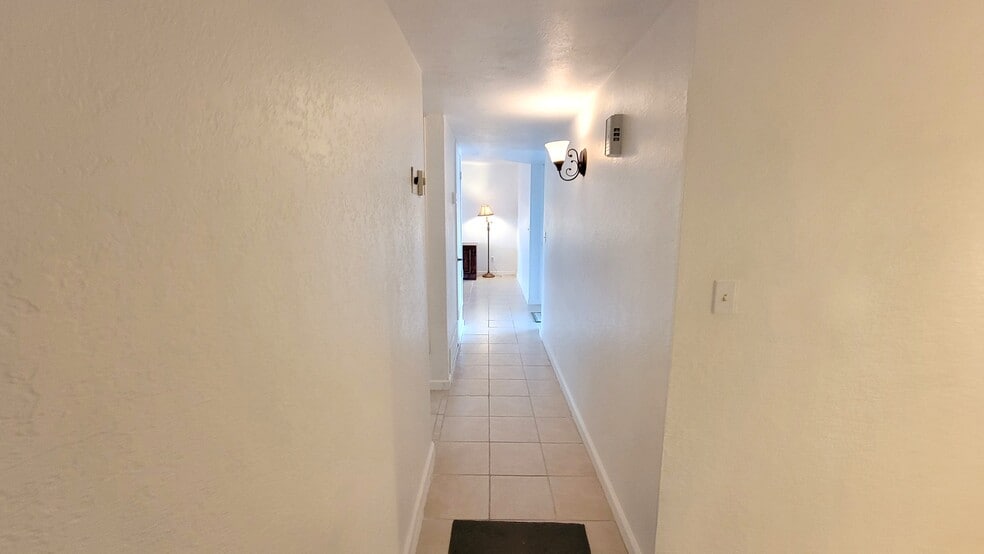 Building Photo - 7400 N Meredith Blvd