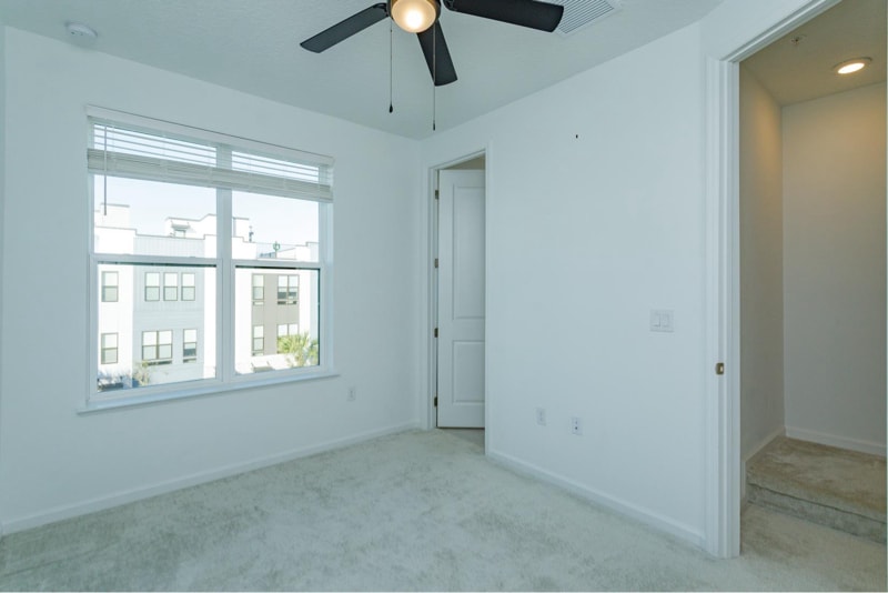 Building Photo - 2353 Brix St