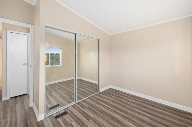 Building Photo - 45433 Witten Dr