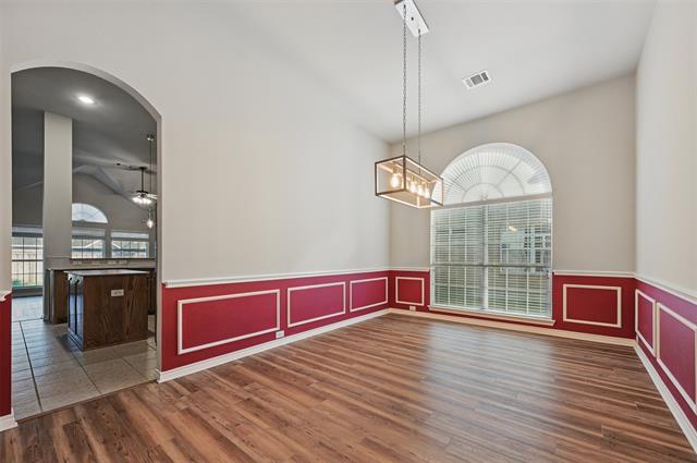 Building Photo - 2110 Pecan Ridge Dr