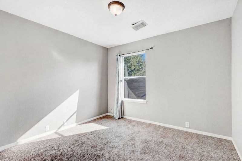 Building Photo - 19310 Wading River Dr