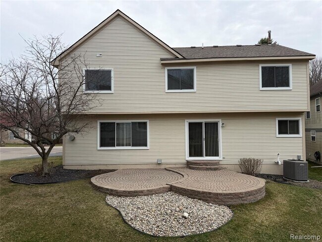 Building Photo - 24789 Toddy Ln