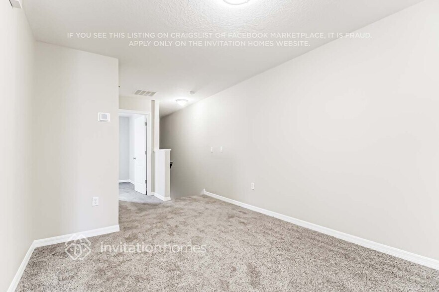 Building Photo - 5597 Rutherford Pl