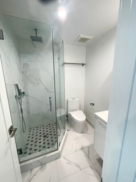 Building Photo - 22261 Haynes St