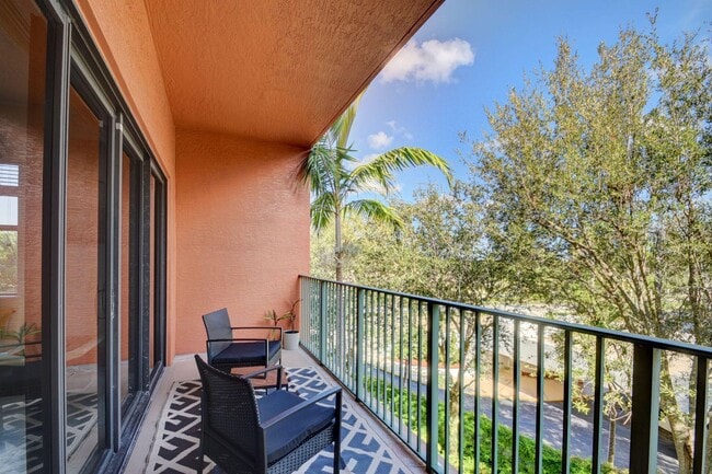 Building Photo - 1640 Presidential Way