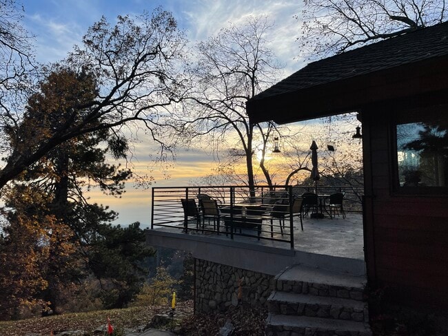 Building Photo - 28625 Willow Rd