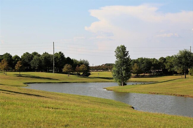 Building Photo - 27411 Robillard Springs Ln