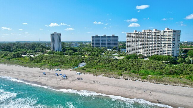 Building Photo - 4301 N Ocean Blvd