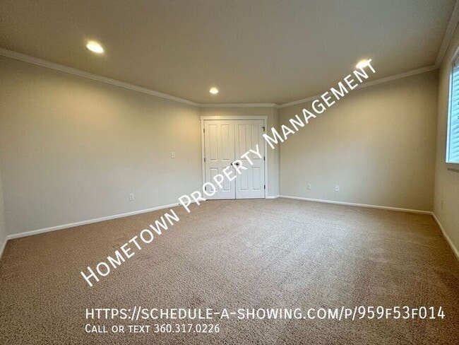 Building Photo - 2411 Burlwood St NE