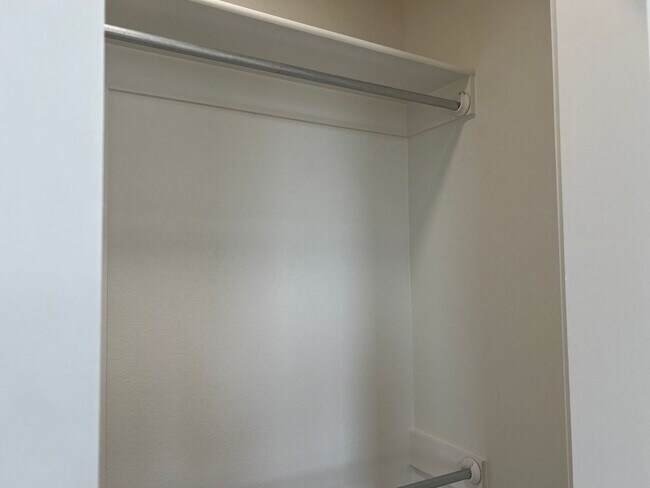 Building Photo - The Court At Overton