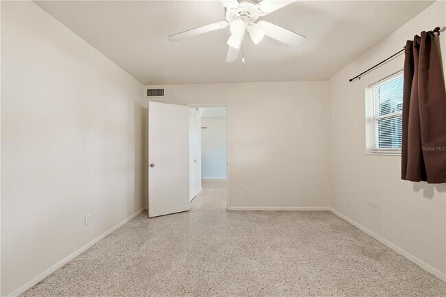 Building Photo - 1751 6th St