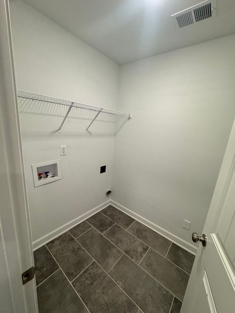 Building Photo - NEWLY CONSTRUCTED IN WALLS, MS