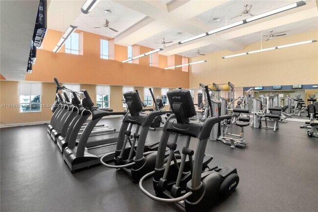 Building Photo - 7350 SW 89th St