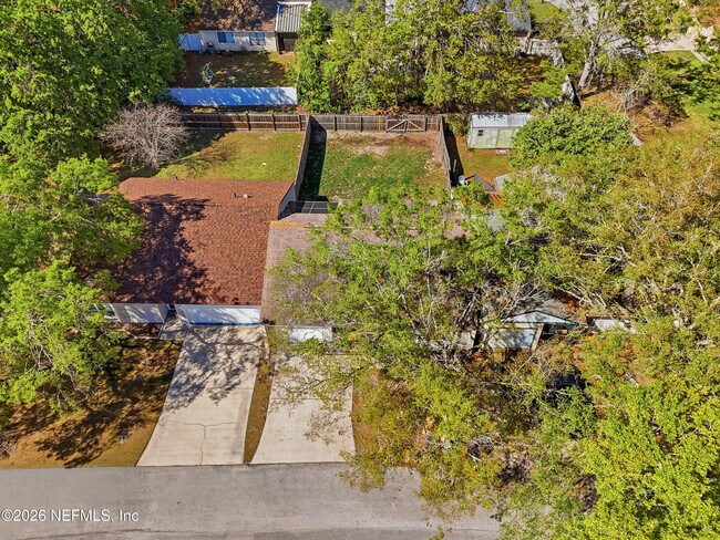 Building Photo - 3419 Islander Way