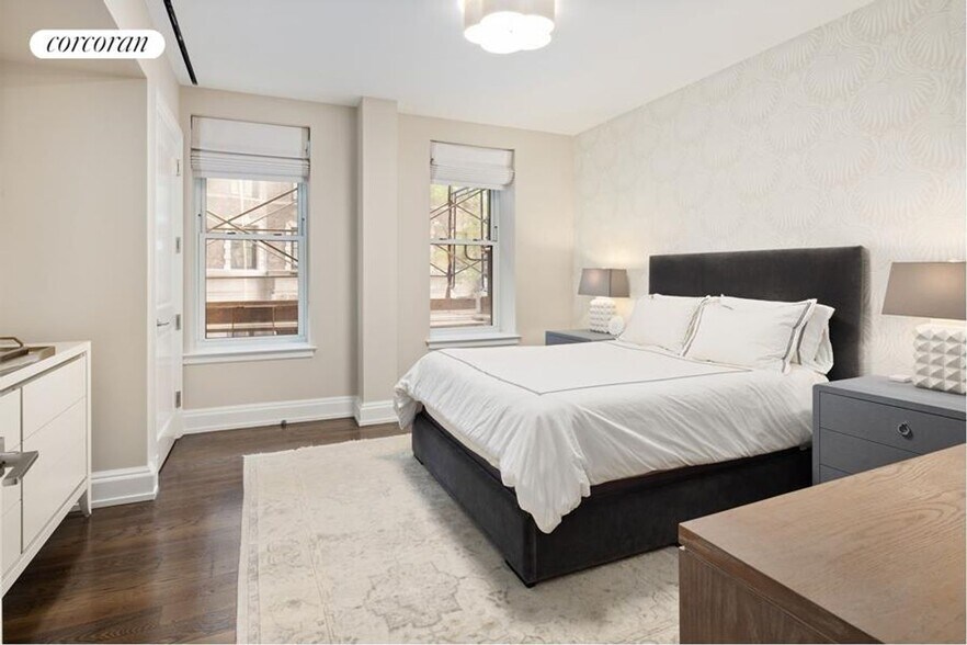 Building Photo - 344 W 72nd St