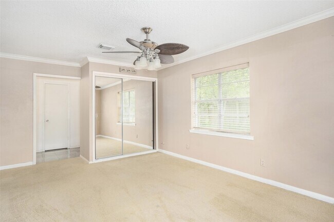 Building Photo - 16900 Wellborne Rd