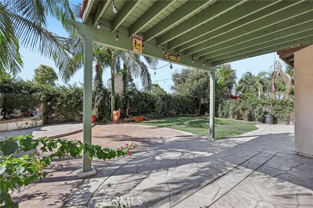 Building Photo - 2216 Corte Anacapa