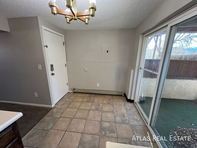 Building Photo - 730 Swope Ave