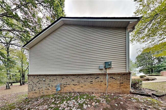 Building Photo - 2820 Broxton Mill Ct