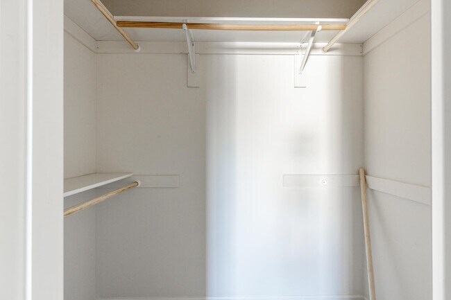 Building Photo - 941 Ashley Dr