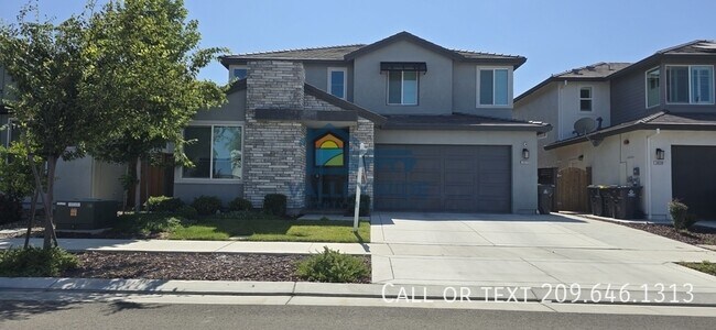 Building Photo - 16214 Sculptor Ave