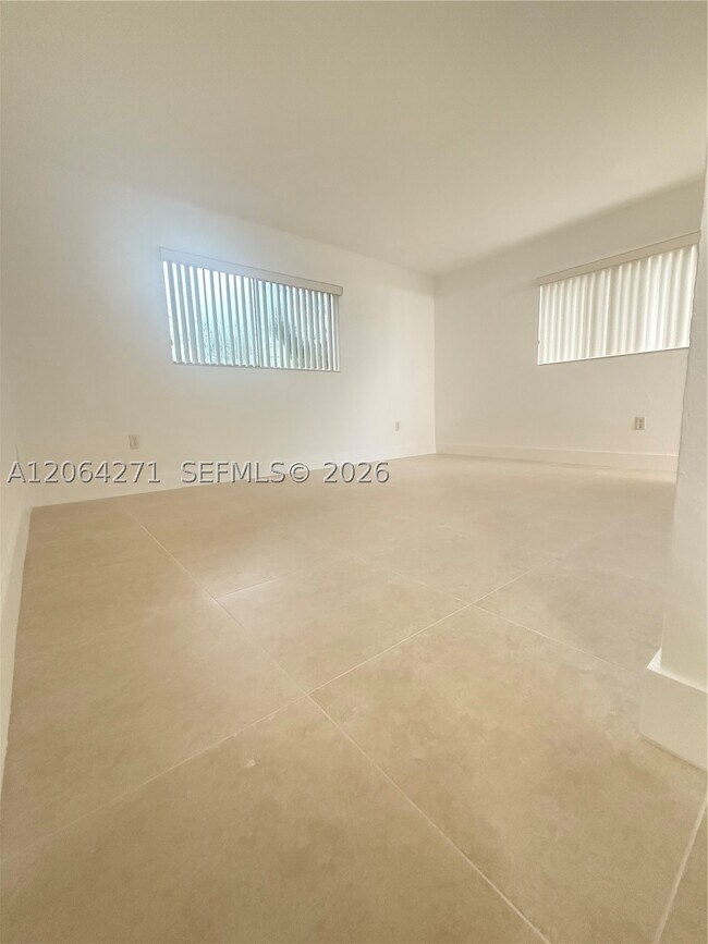 Building Photo - 7737 SW 88th St