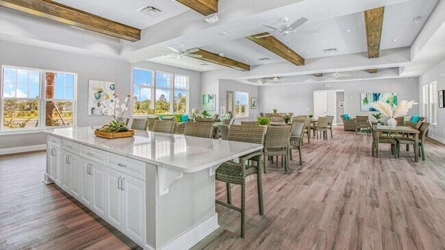 Building Photo - Sawmill Branch 4 Bedroom 2 Bath 3 Car Gara...