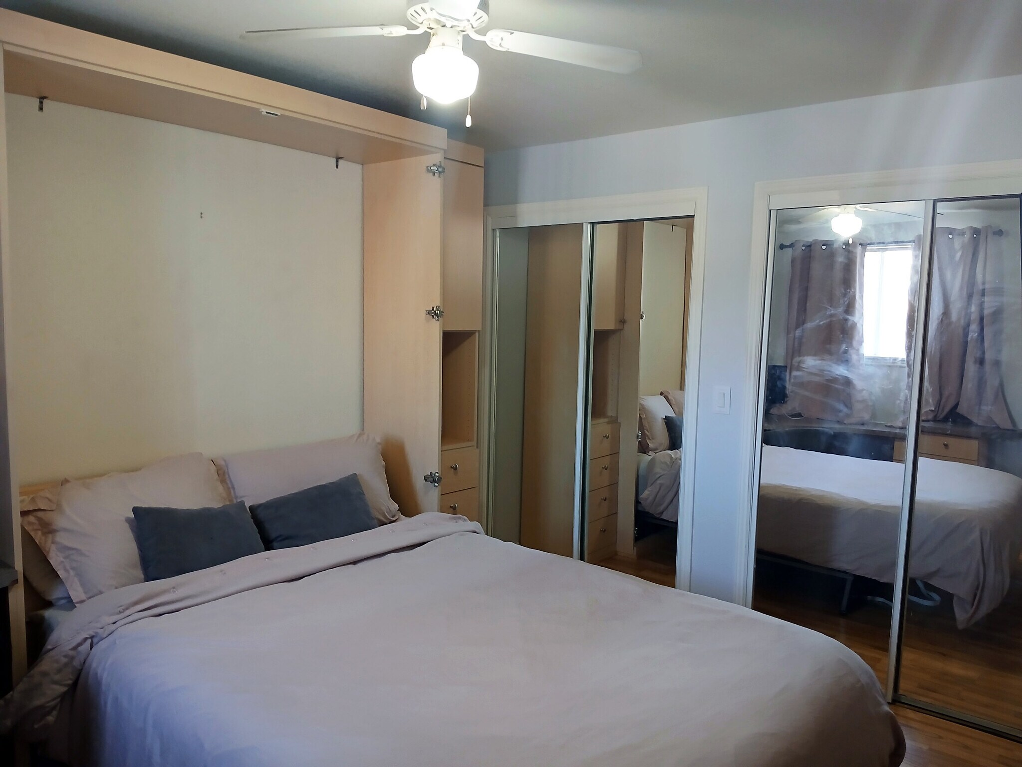 Building Photo - 1833 N Williams St