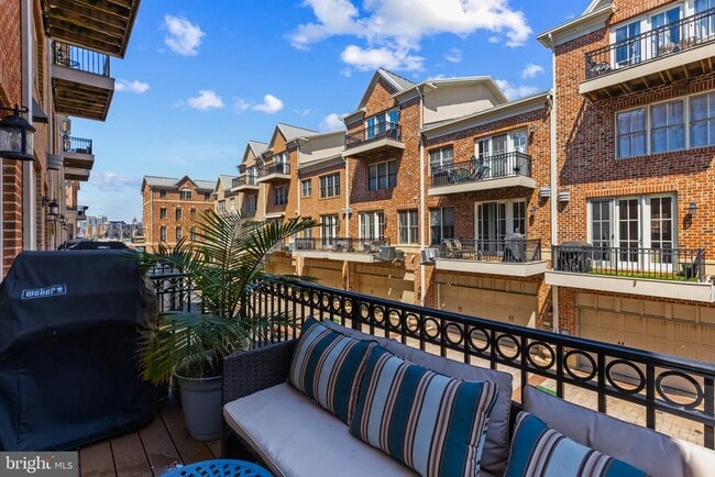Building Photo - 1262 Dockside Cir