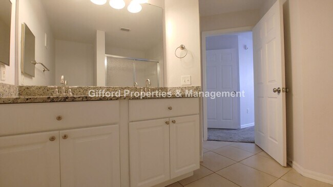 Building Photo - Luxury 2BR/2BA Renovated Avanti Condo