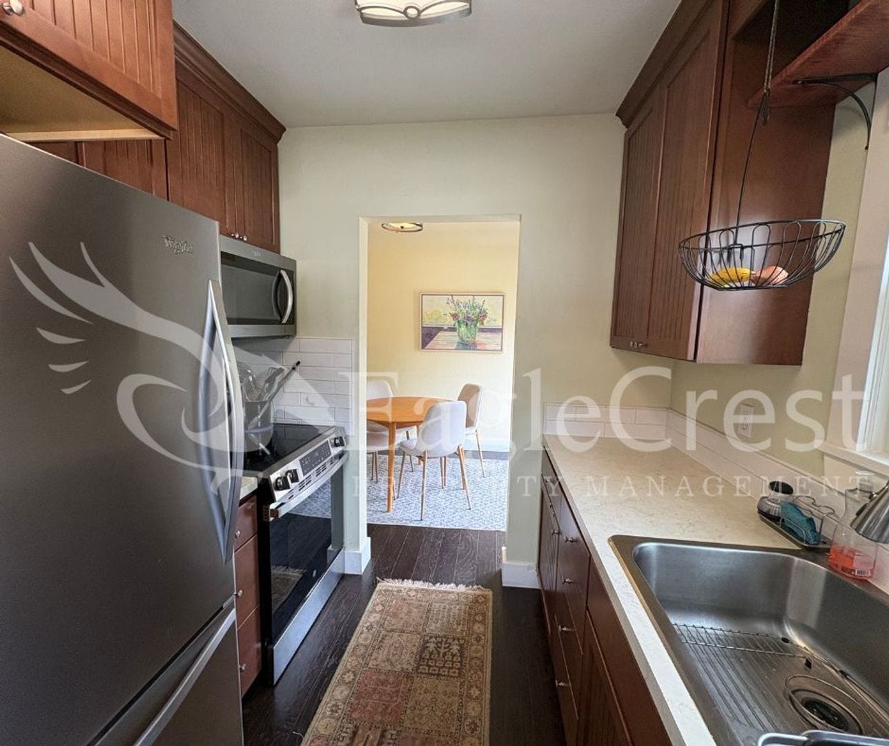 Building Photo - Spacious 3BR/2BA Home with Additional Living Space & Entertainer’s Backyard