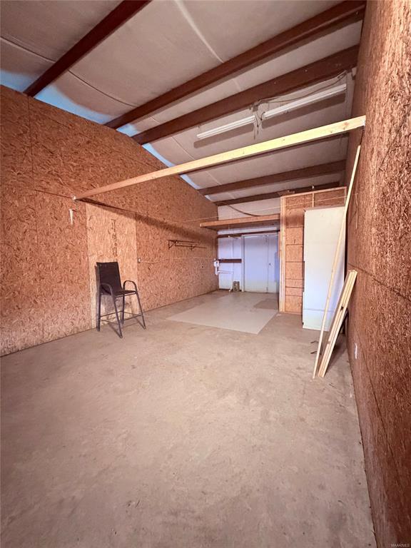 Building Photo - 8061 Central Plank Rd