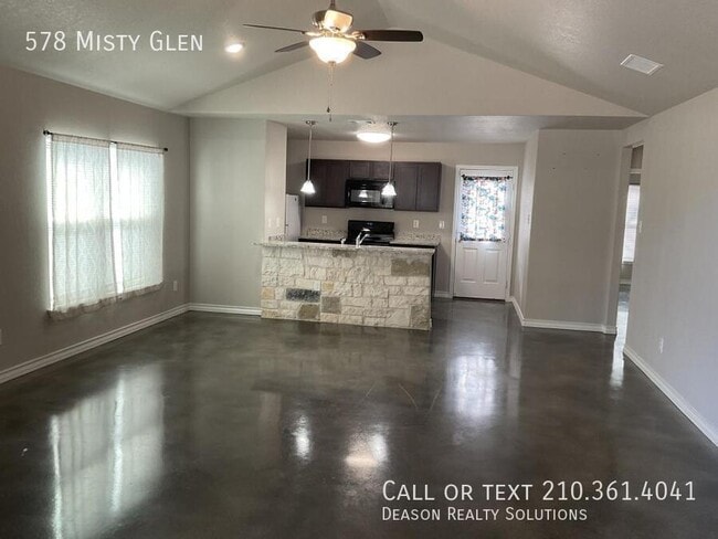 Building Photo - 578 Mistyglen Dr