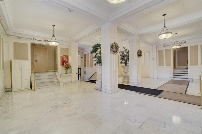 Building Photo - 2600 John F. Kennedy Blvd
