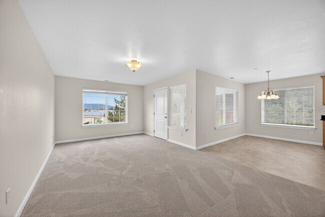 Building Photo - 2525 Corona Ave
