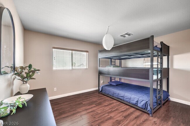 Building Photo - 5663 Artesia Lake Ct
