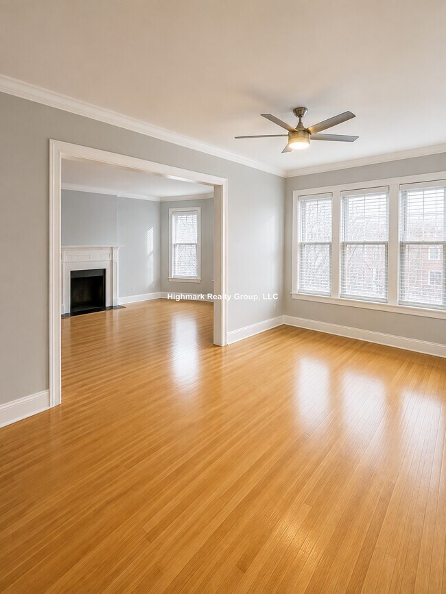 Building Photo - 805 Judson Ave