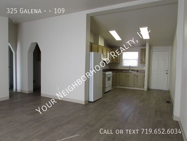 Building Photo - 325 Galena Ave