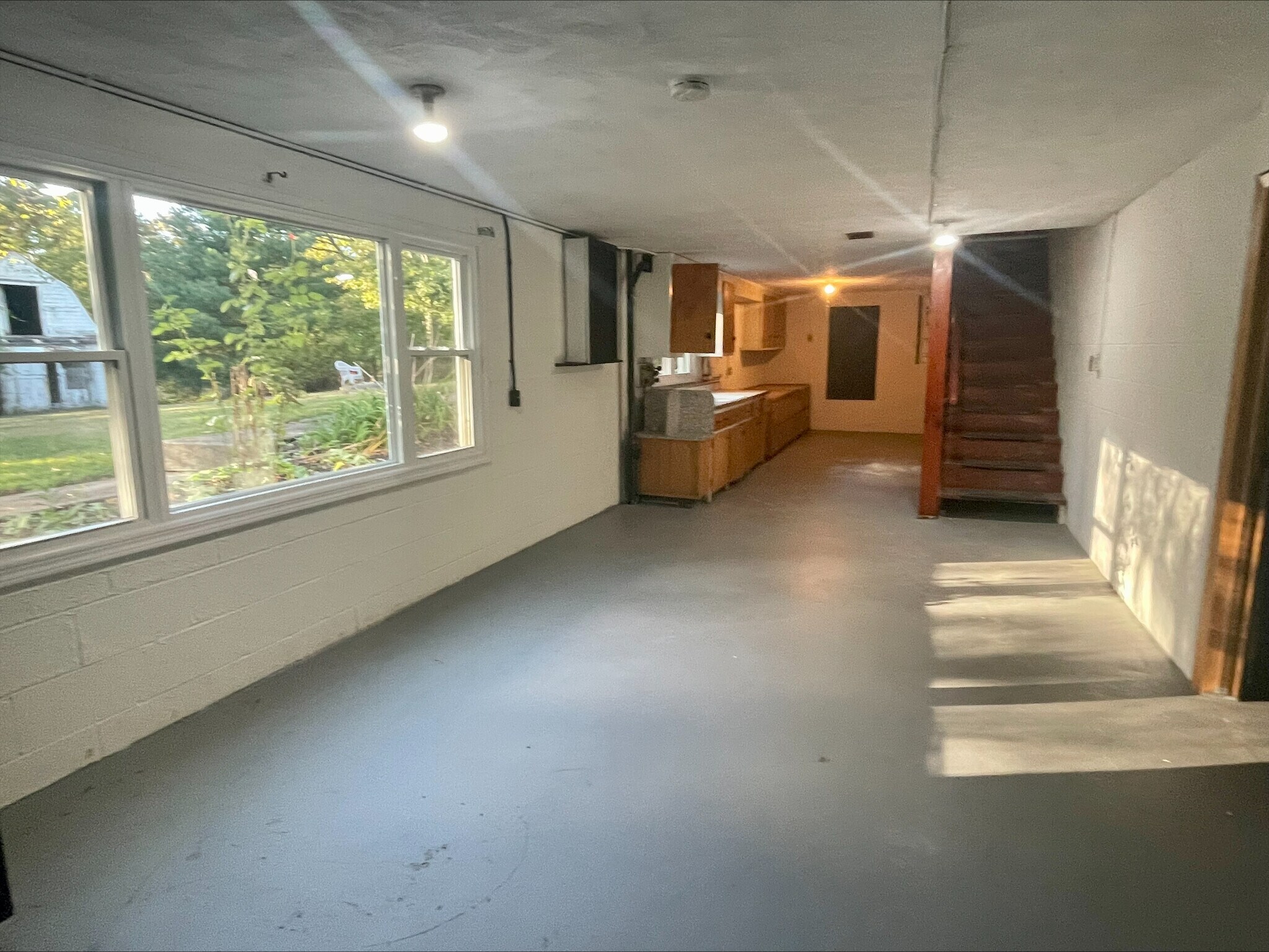 Building Photo - 422 S Miller Rd