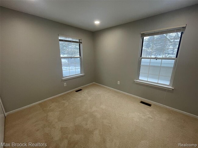 Building Photo - 6600 Bellows Ct