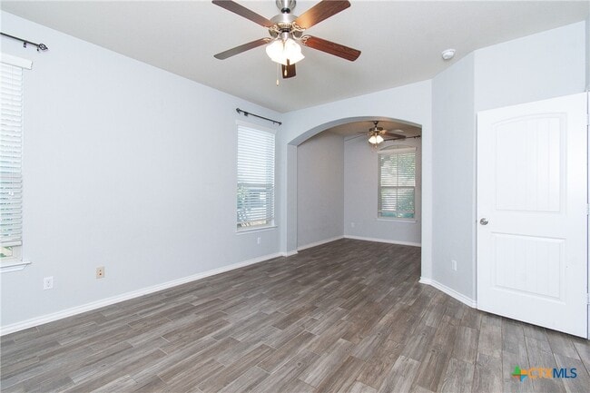 Building Photo - 3264 Vineyard Trail